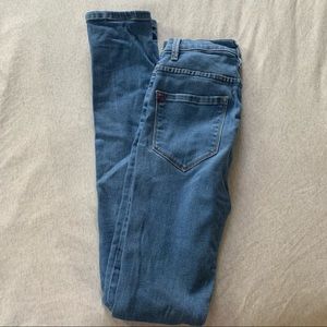 BDG Twig Super High-Rise Skinny Jean